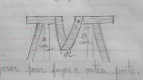 tricô em prosa - detalhe das costas da salopete